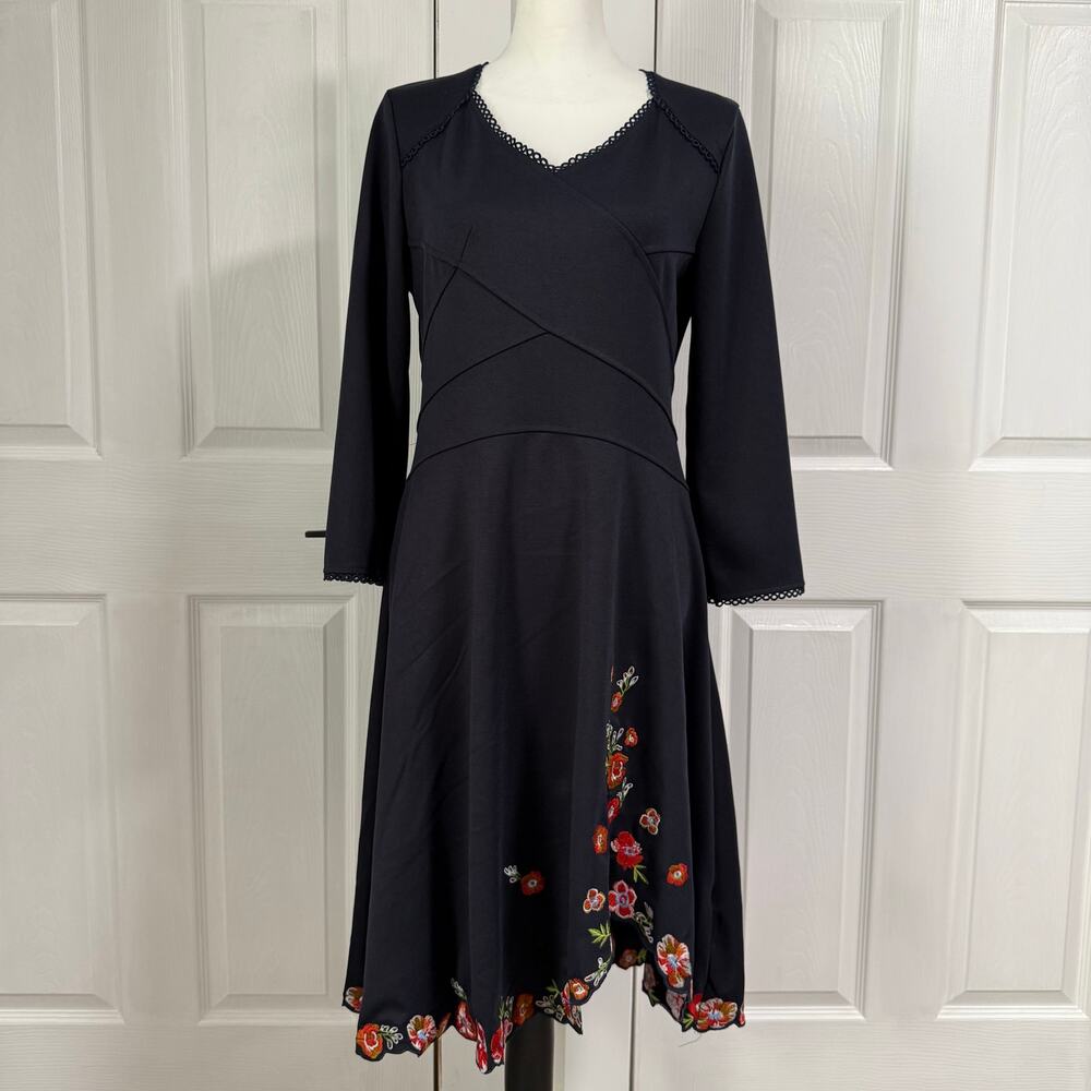 Vicky and Lucas Women's Floral Embroidery Scalloped Asymmetrical Dress Medium